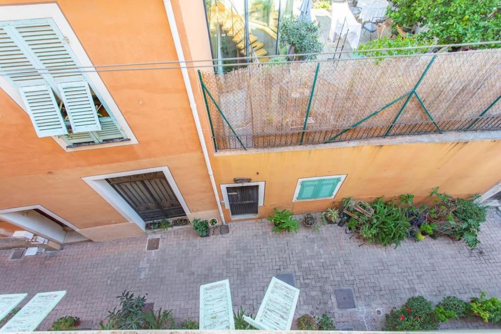 #40 Bright Sea View Suite For 6 2Mins Walk Port & Sea Вильфранш-сюр-Мер Экстерьер фото
