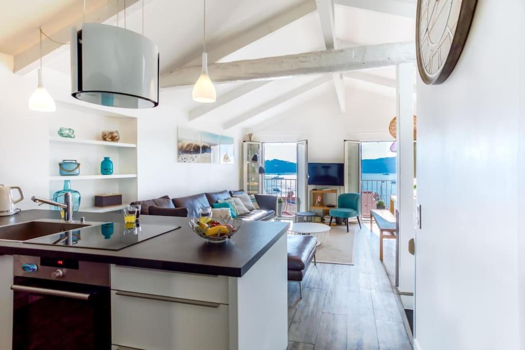 #40 Bright Sea View Suite For 6 2Mins Walk Port & Sea Вильфранш-сюр-Мер Экстерьер фото