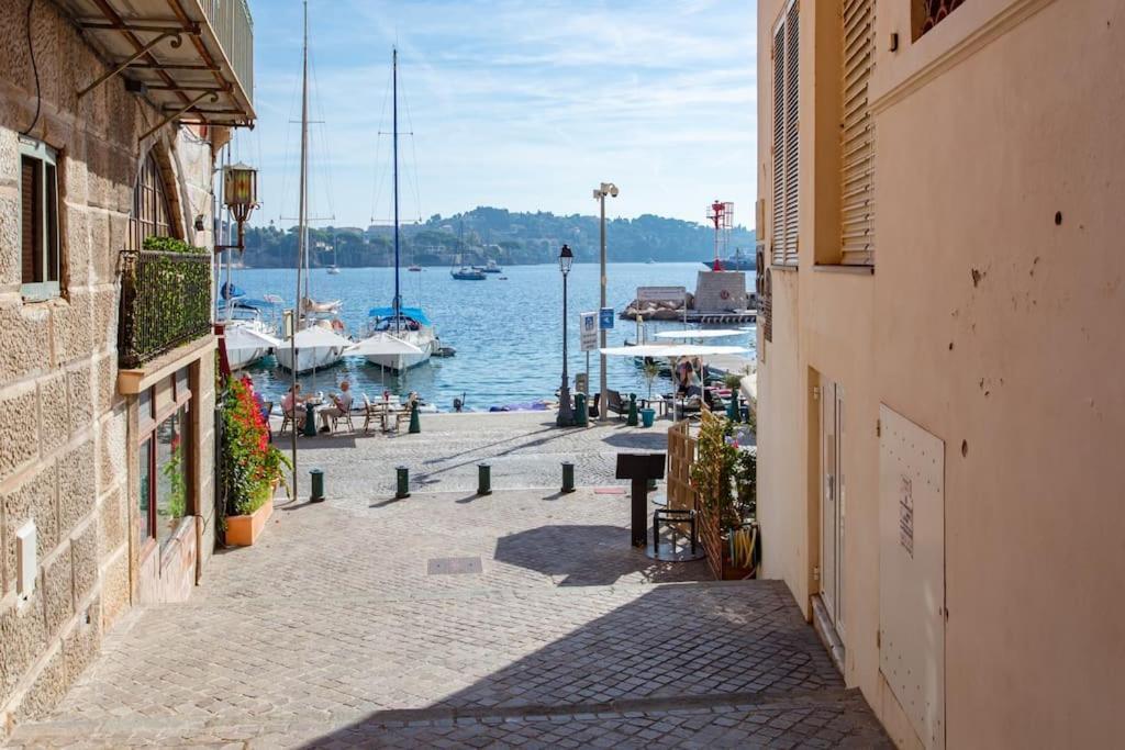 #40 Bright Sea View Suite For 6 2Mins Walk Port & Sea Вильфранш-сюр-Мер Экстерьер фото